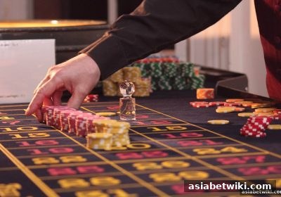 亚洲博彩论坛独家：JDB电子游戏角色定位与团队配合深度攻略
