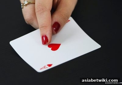 亚洲博彩论坛深度解读：USDT入金桌游如何激活社交潜能，立博体育引领新潮流