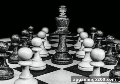 五子棋棋盘全维度解析：亚洲博彩论坛视角下的几何、策略与番摊启示